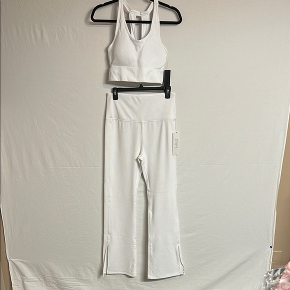 Velocity Women's White Activewear Set Size XL - Picture 1 of 16
